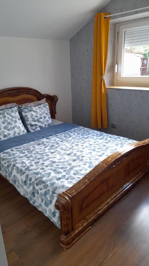 Studio Privee Vesoul -Wifi,Tv,Clim,Parking Gratuit ภายนอก รูปภาพ